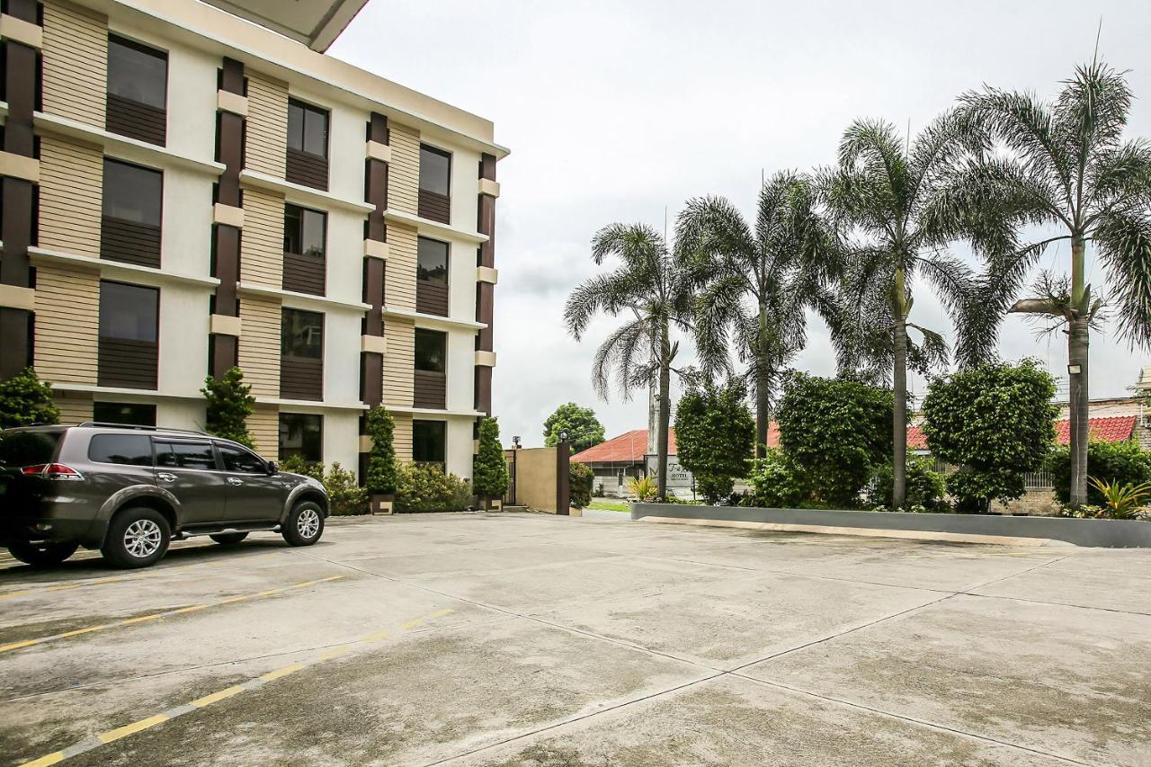 Super Oyo Capital O 786 Kwe Hotel And Resort Angeles Exterior photo