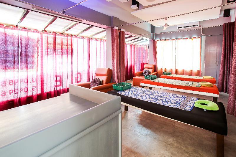 Super Oyo Capital O 786 Kwe Hotel And Resort Angeles Exterior photo